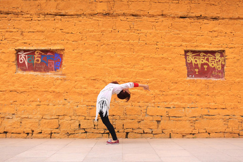 Cô gái Việt mang yoga &#34;đi khắp thế gian&#34; - 2